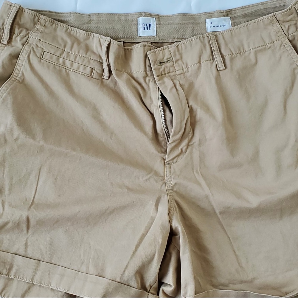 Khaki short